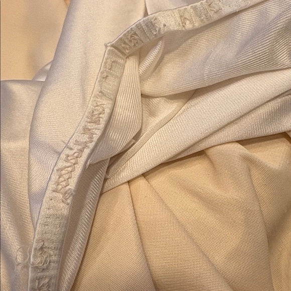 Two Vintage Lace Cream Trim Half Slips - Formfit Rogers & Undercover Wear - Picture 15 of 16